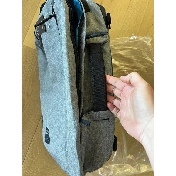 NWT Hyperlite Wake Backpack Bag - Picture 7 of 8